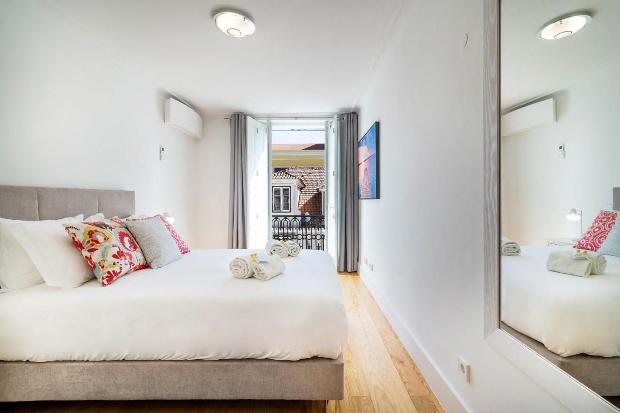 Amazing 1Bdr Apartment In Chiado By Lovelystay Lisboa Exteriér fotografie
